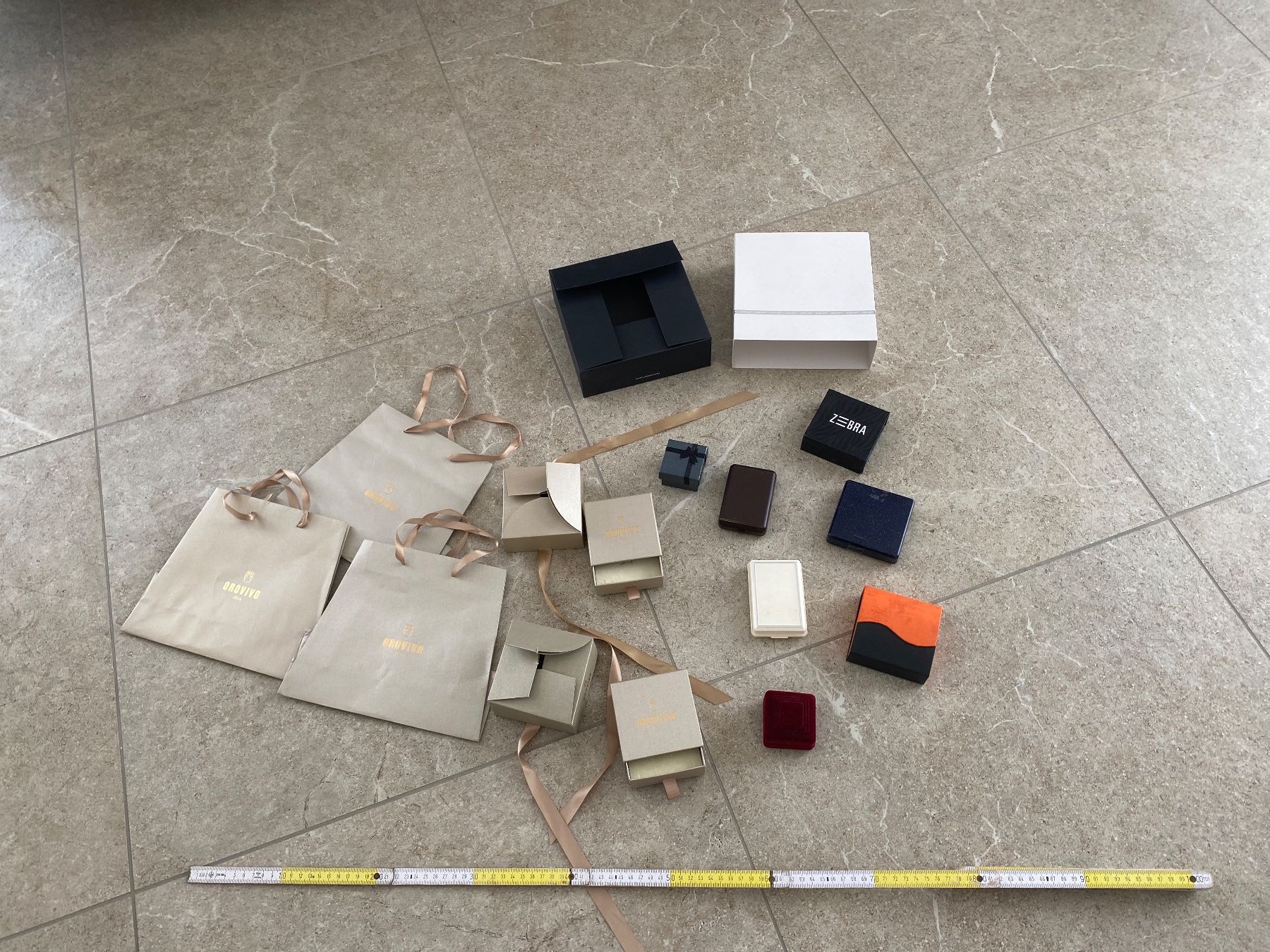 Altro per la casa: 10 Geschenk/Schmuckschatullen u. Taschen – Usato da Gächlingen venduto da Tara_devi 1