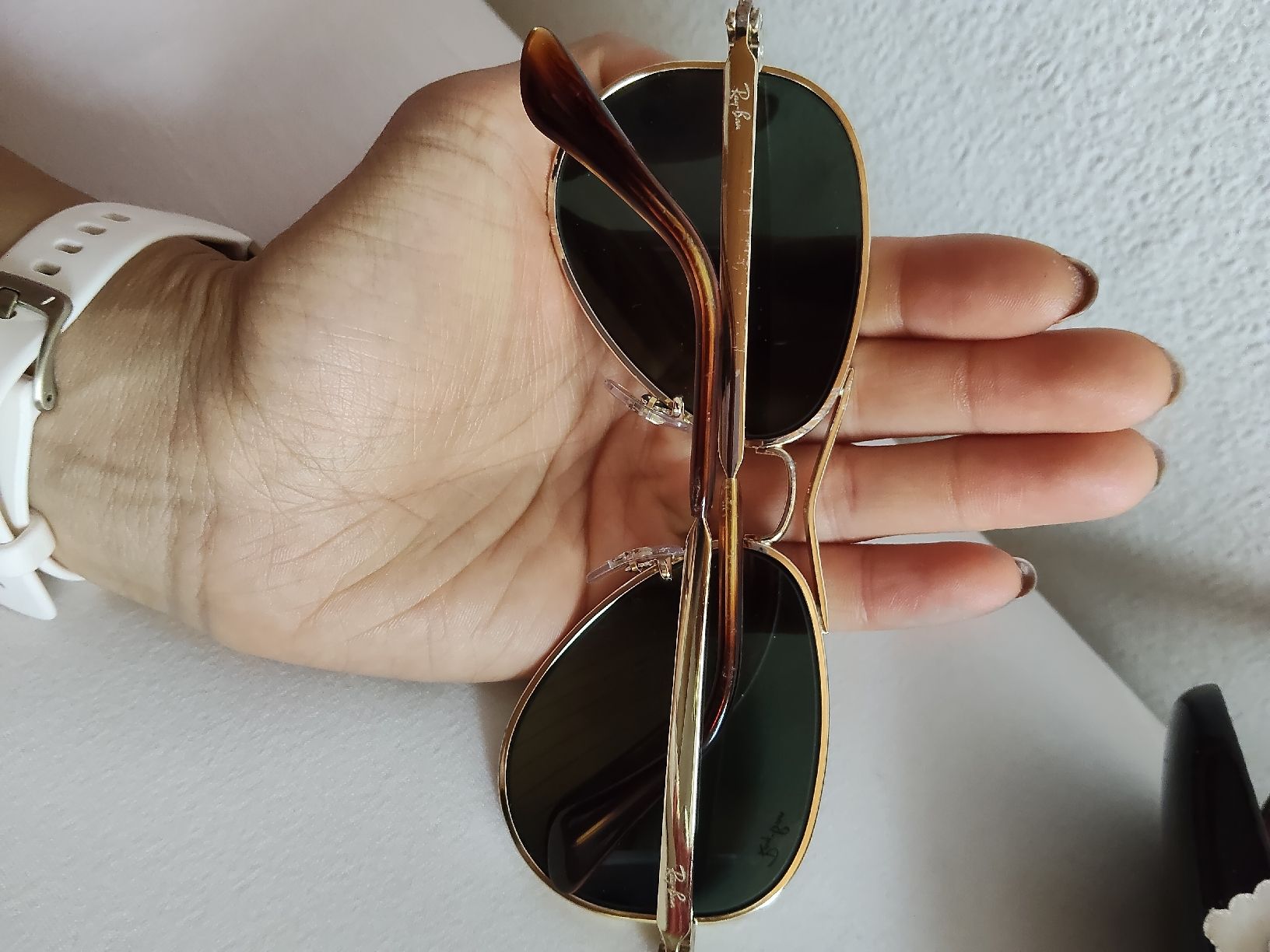 Ray-Ban Occhiali & Lenti: Sonnenbrille Ray-Ban Aviator Gold Gebraucht – Usato da Wil SG venduto da Peachy 2
