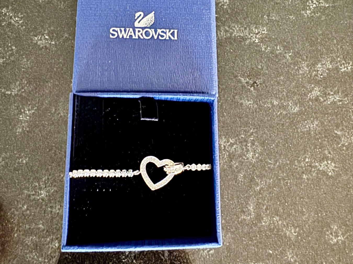 Swarovski Armbänder & -reifen: Swarovski Armband Herz – Neu (gemäss Beschreibung) aus Leibstadt von Bimba4