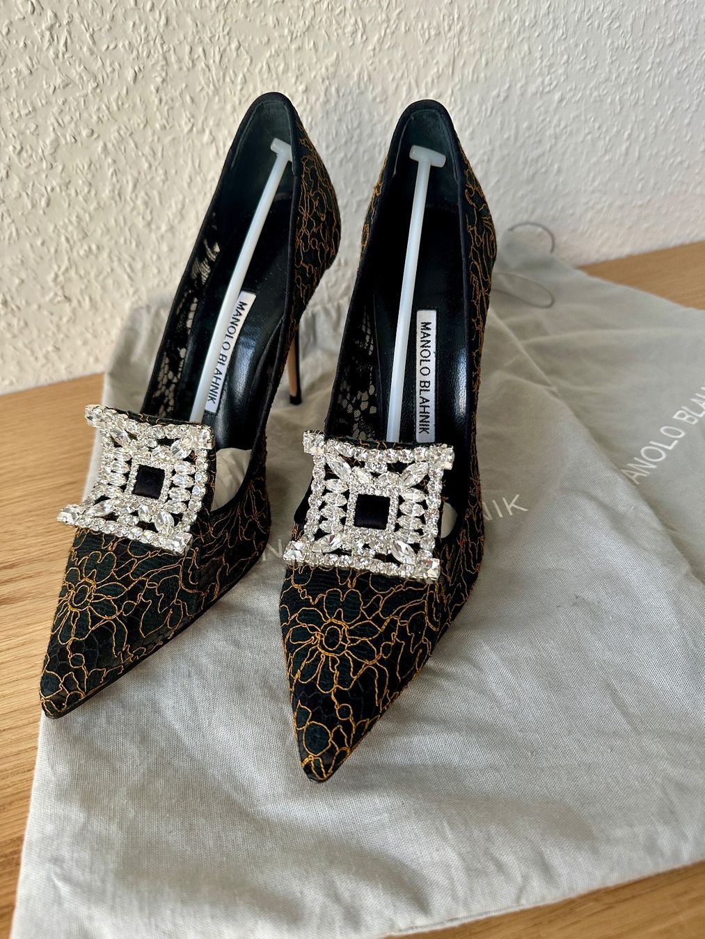 Scarpe da donna: Authentiques Escarpins Manolo Blahnik 38.5 NEUVES – Nuovo e nell'imballaggio originale da Carouge GE venduto da loveluxury 1