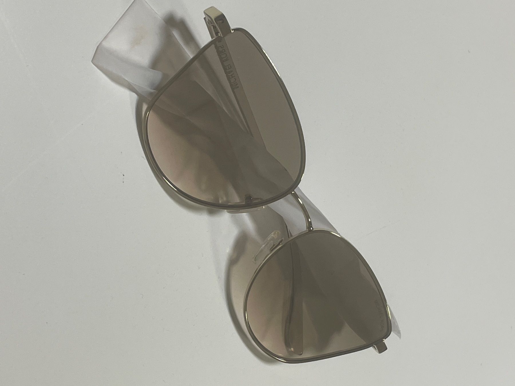 Michael Kors Occhiali & Lenti: Michael Kors neue Sonnenbrille – Nuovo e nell'imballaggio originale da Obfelden venduto da 3zwerge 3