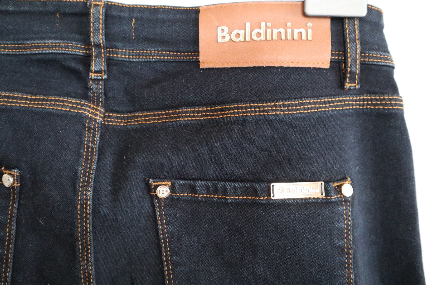 Jeans: Jeans, Baldinini, Gr. 42, sehr elastisch – D'occasion à Wattwil par diamant1 3