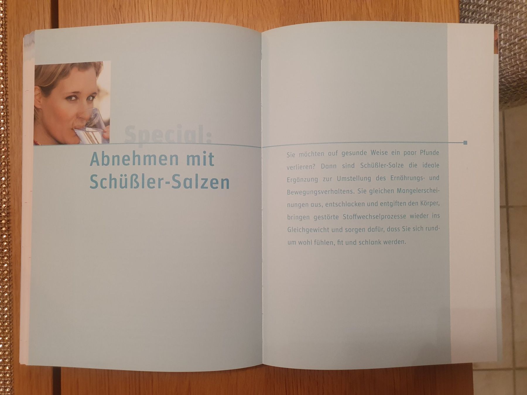 Libri: *** NEU*** Buch Selbstbehandlung mit Schüssler-Salzen – Nuovo (secondo la descrizione) da Möriken AG venduto da Xaendu 3