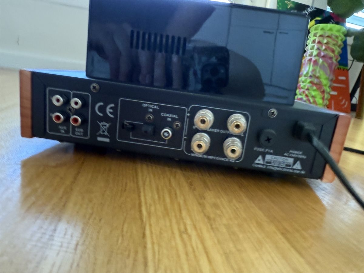 Amplificatori: Auna Amp Amplifier neu musik – Nuovo (secondo la descrizione) da Meggen venduto da gry_6gng 6