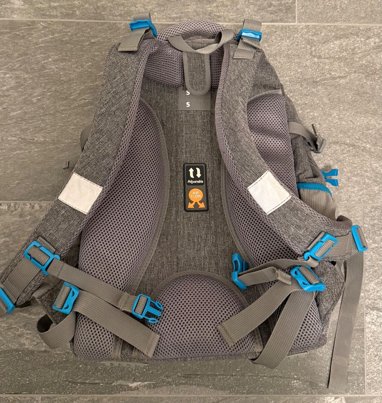 Borse & Zaini: Schulrucksack – Usato da Riehen venduto da ajs_yc7r 1