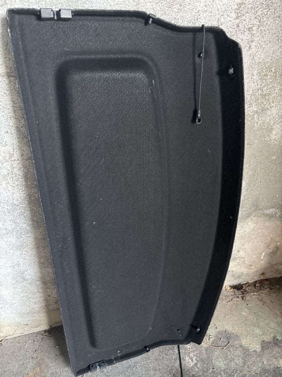 Opel Tutti pezzi di ricambio auto: Tablette de coffre Opel Meriva – Usato da Chexbres venduto da pbm16 2