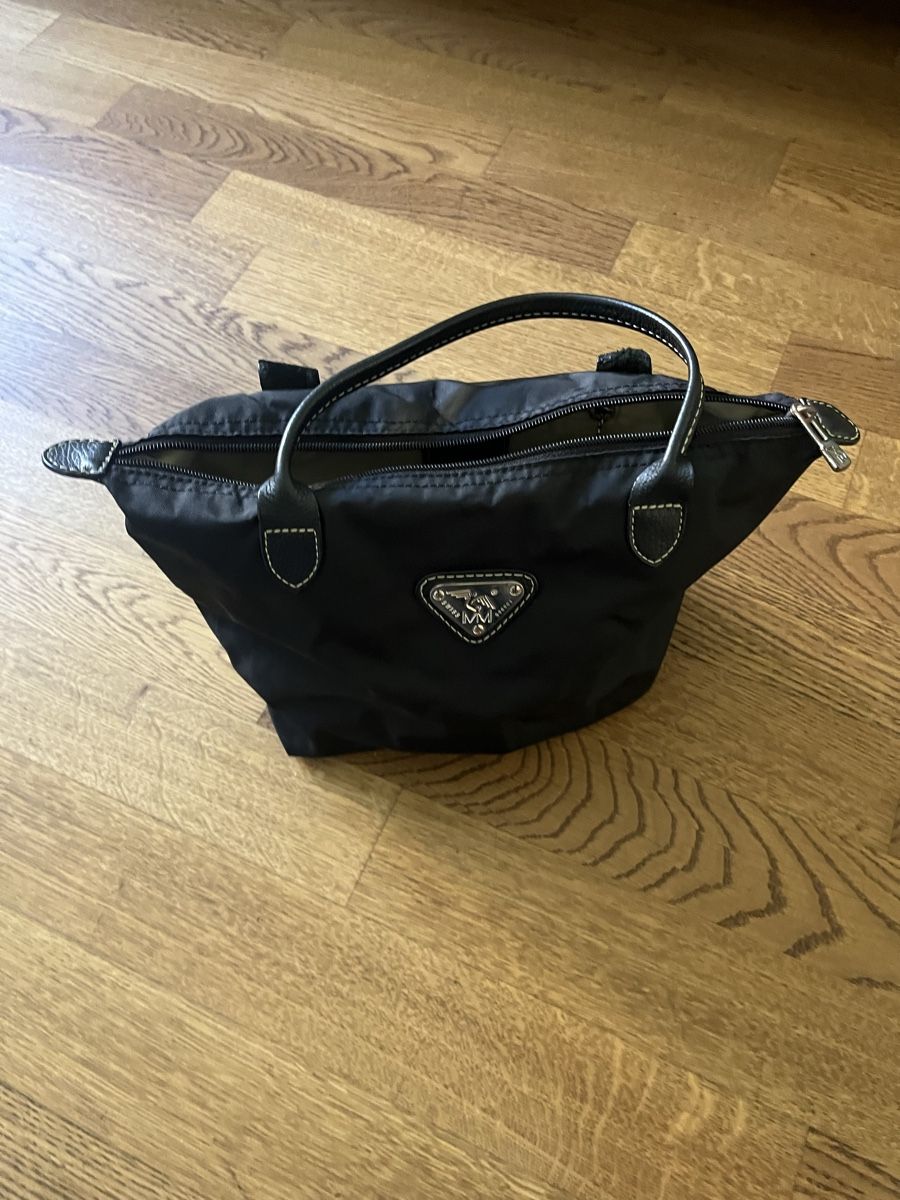 Maison Mollerus Borse da donna: Maison Mollerus Nylon Tasche – Usato da Bern venduto da nad_x77t 1
