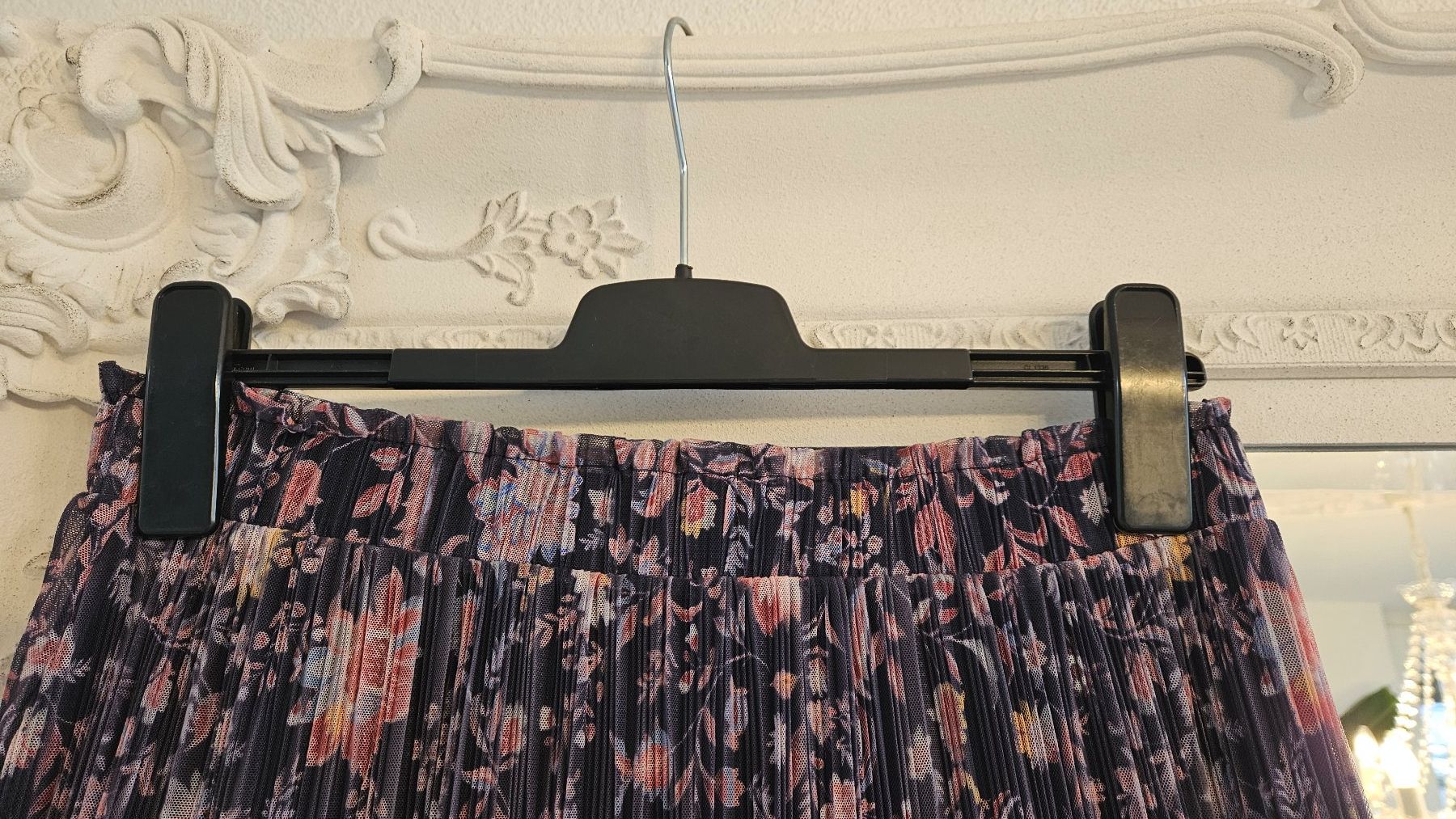 Esprit Röcke: Plisseerock mit Blumenmuster, Esprit Grösse M 38 - 40 – Gebraucht aus Gossau ZH von fashiontwo 2