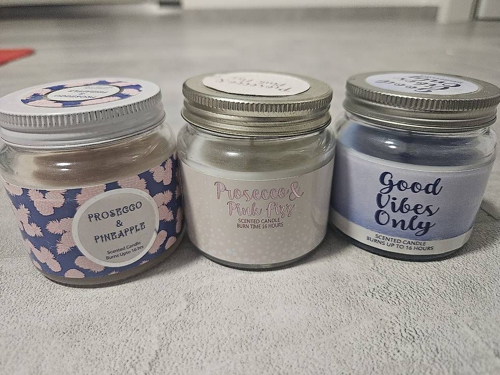 Candele: Set di 3 candele – Usato da Bellinzona venduto da cat_fnx5
