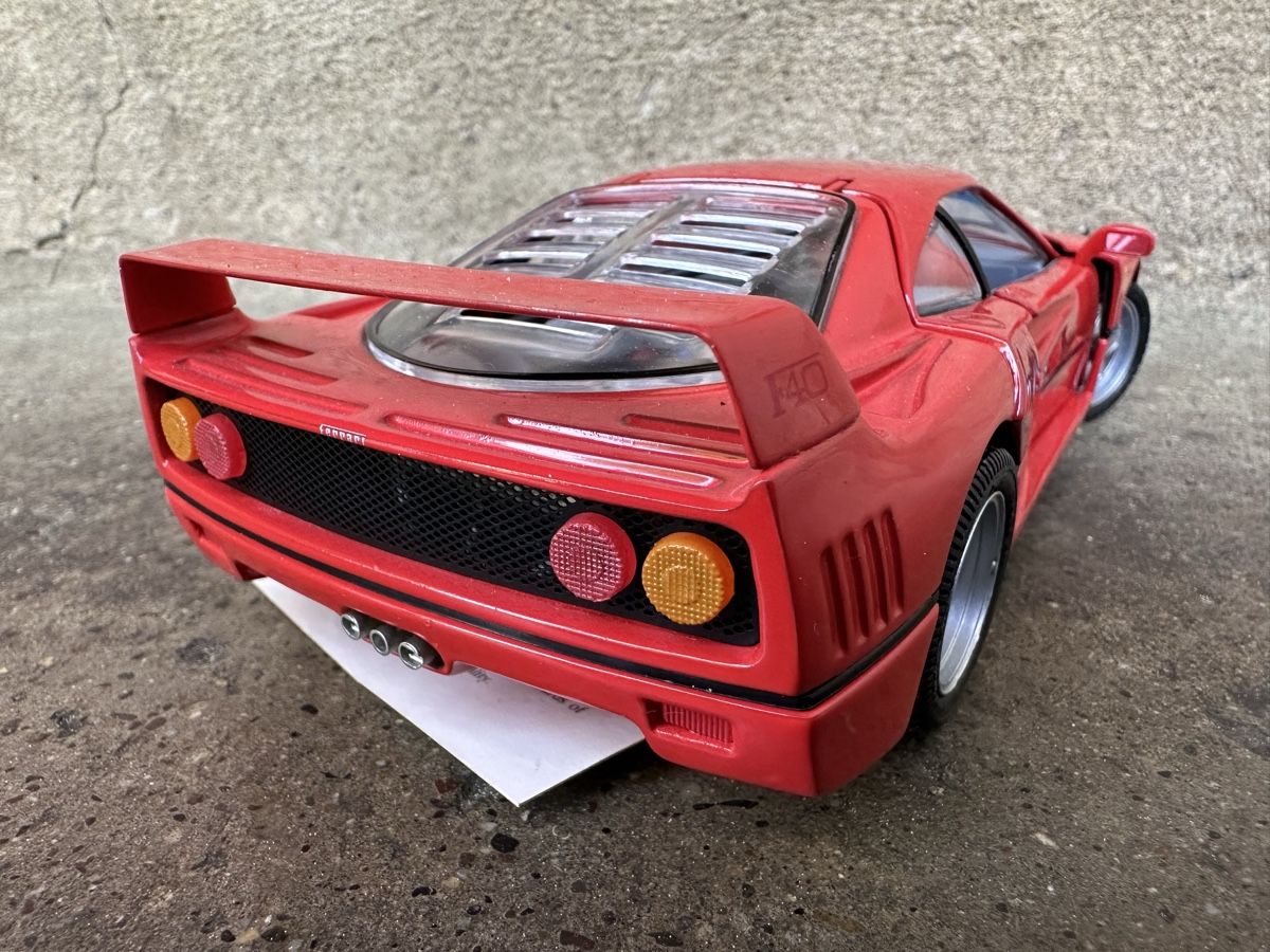 Ferrari Modellini d'auto: Ferrari f40 – Nuovo (secondo la descrizione) da Reinach AG venduto da rares75 4
