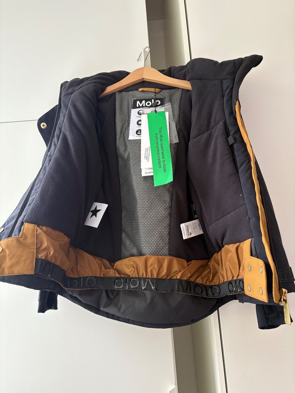 Molo Giacche & Cappotti: Ski jacket Molo NEU! – Nuovo (secondo la descrizione) da Allschwil venduto da etritto 2