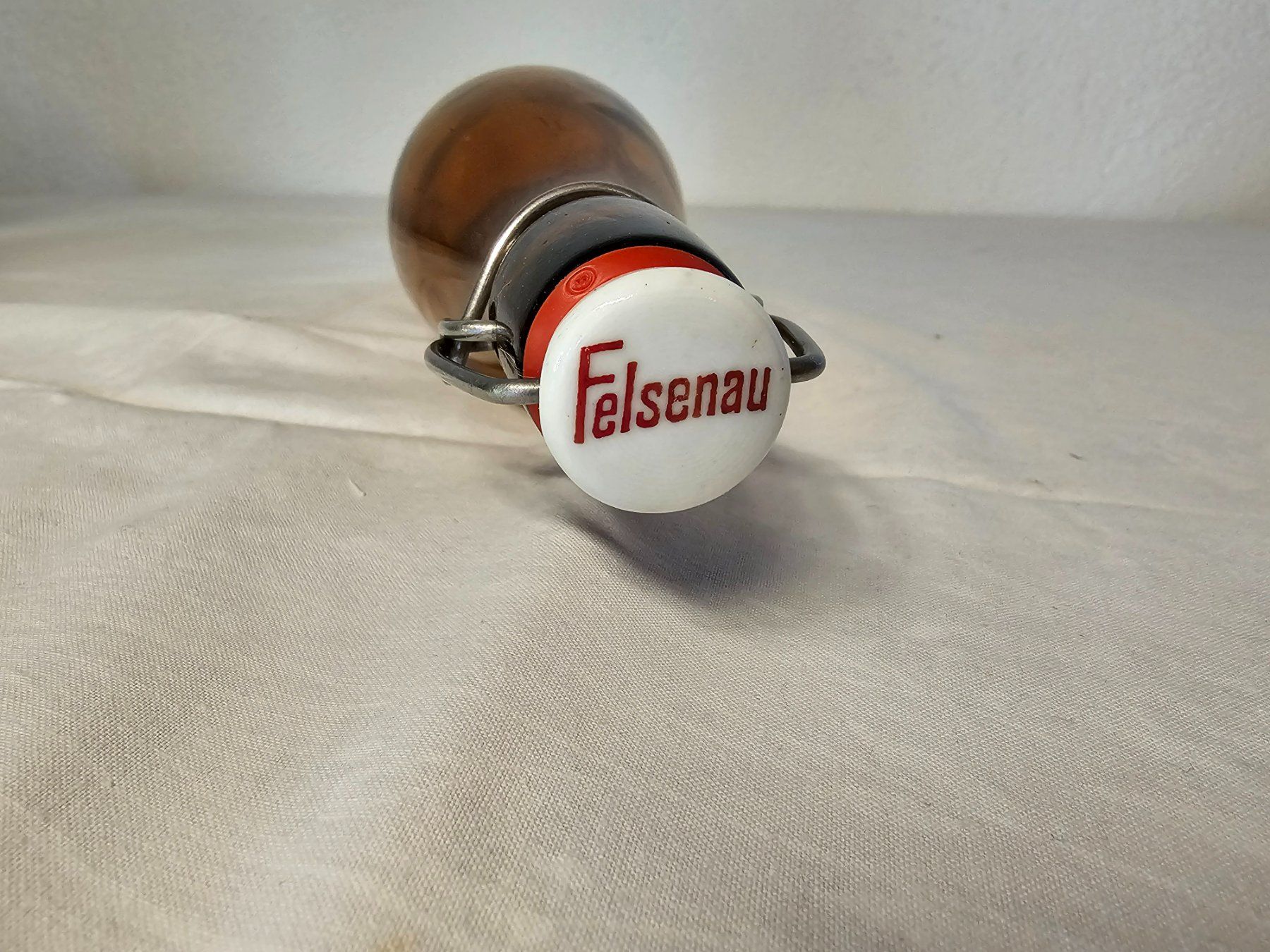 Bicchieri, Caraffe & Bottiglie: Alte Bierflasche – Usato da Ranflüh venduto da Scully09 2