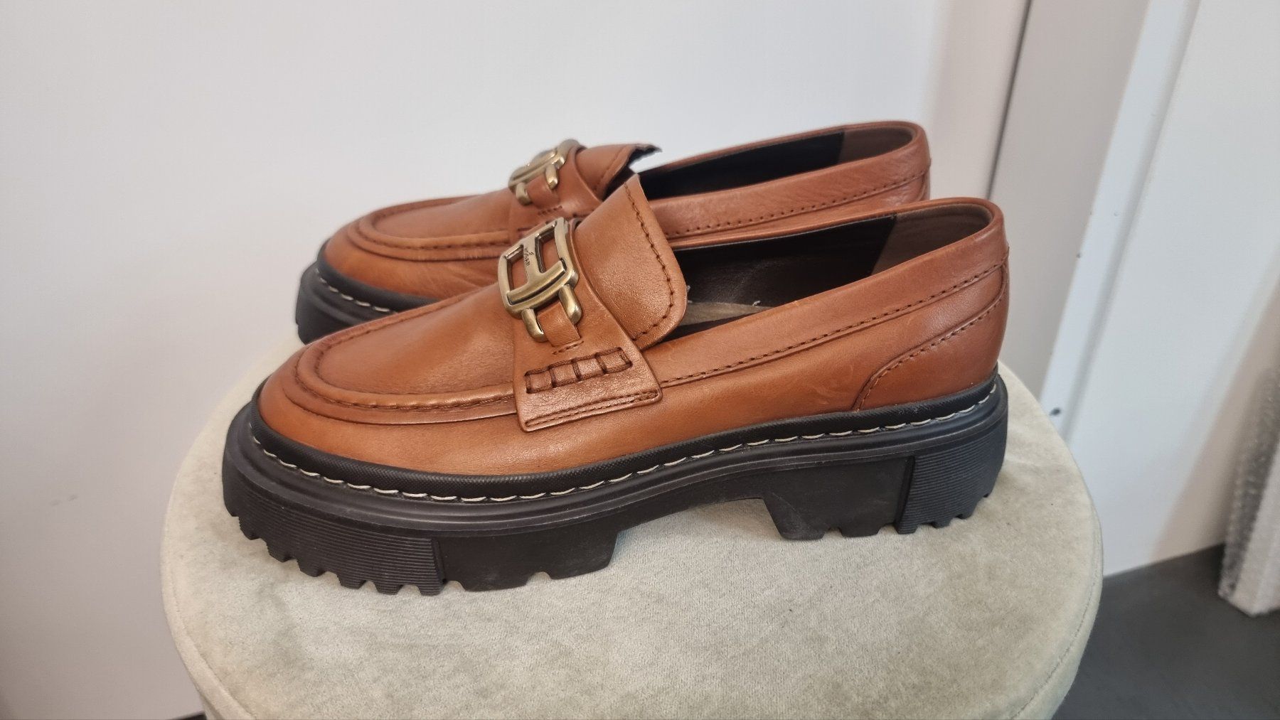 Hogan Scarpe da donna: Hogan Halbschuh - Loafer braun Gr. 39 – Nuovo (secondo la descrizione) da Zürich venduto da Seiz