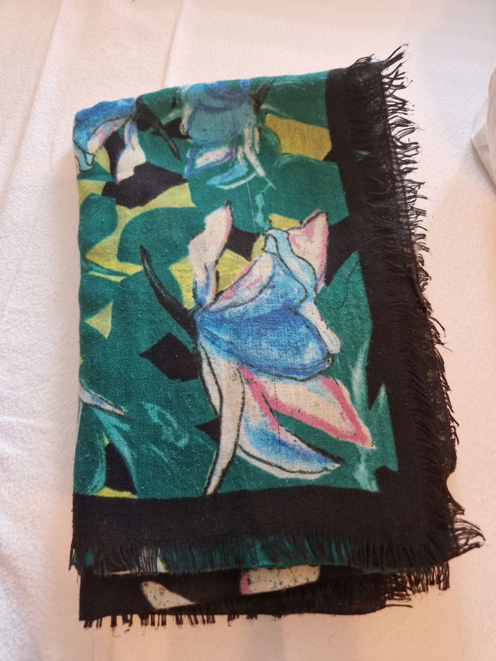 Foulards & écharpes: schal schwarz/grün – D'occasion à Ebikon par kov_9vqb