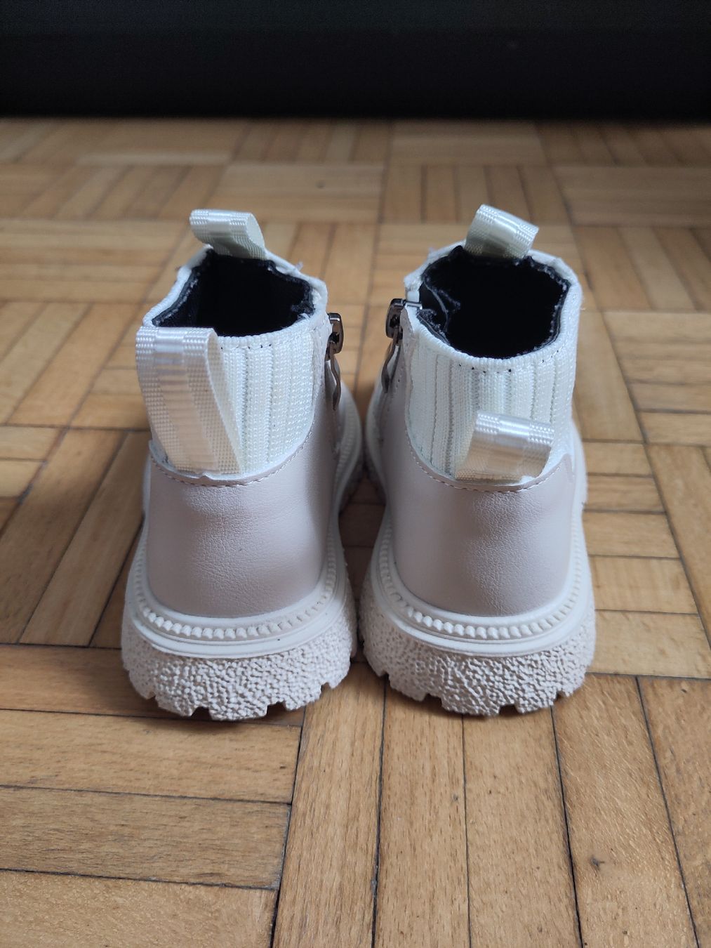 Chaussures filles: Kinderschuhe, Grösse 23 – Neuf (Voir description) à Zürich par ili_jzy7 4