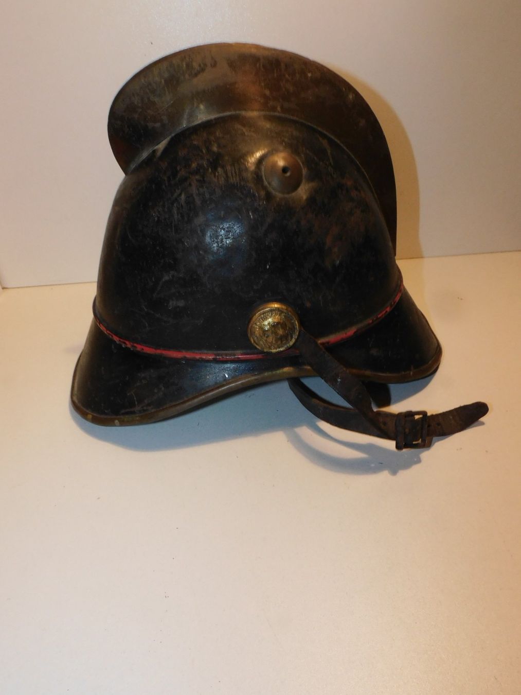 Abbigliamento & accessori d'epoca: Feuerwehr Helm antiker Helm Uniform Helm – Usato da Sursee venduto da 76 1