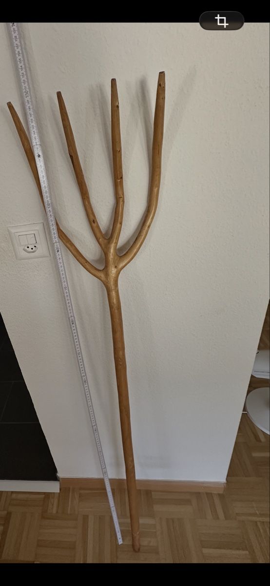 Alle Werkzeuge: Heugabeln und Hand-Drescher, ca. 160 cm – Gebraucht aus Allschwil von Edelweiss007