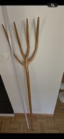 Heugabeln und Hand-Drescher, ca. 160 cm