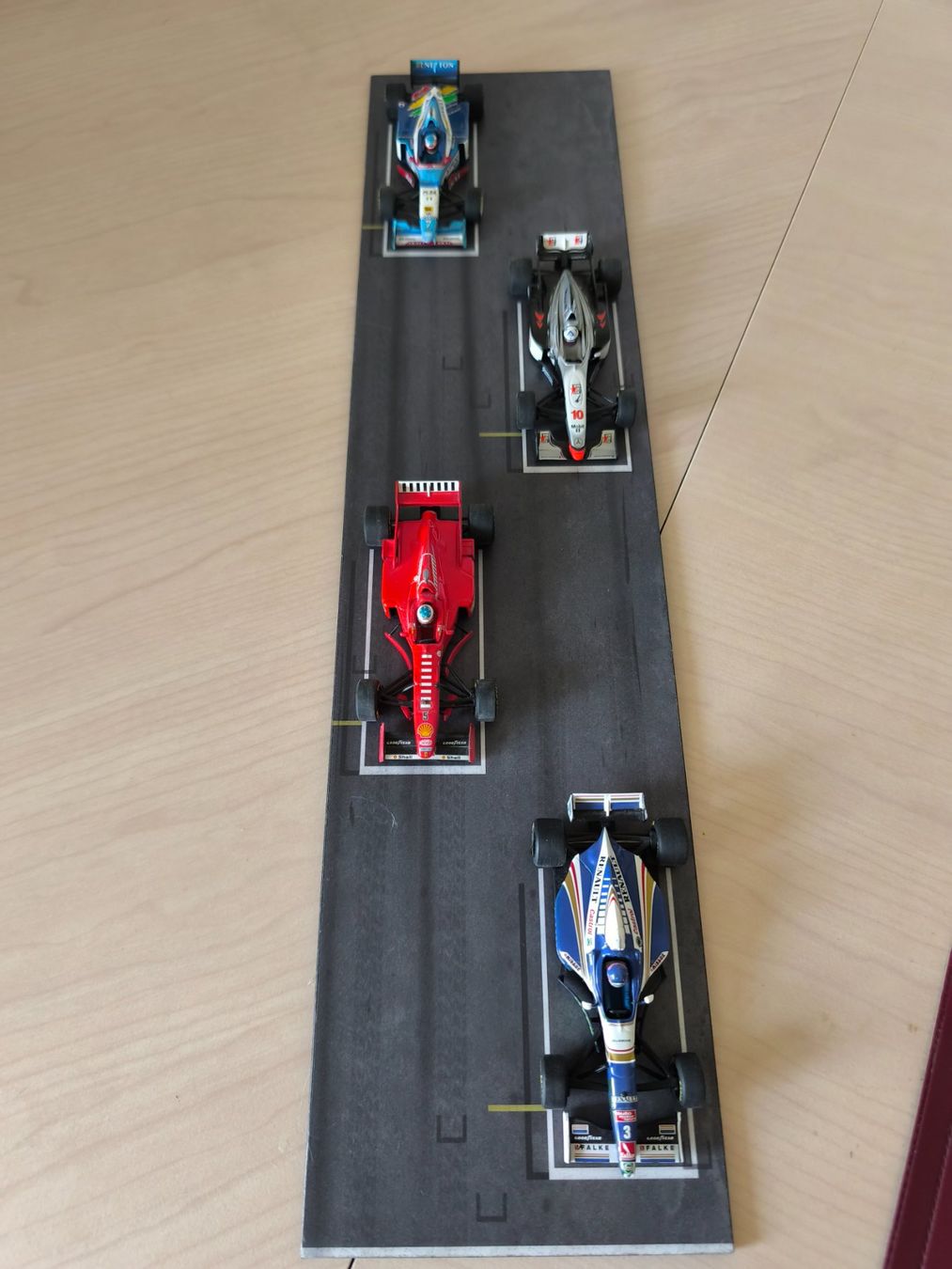 Minichamps Modellbausätze & Standmodelle: F1-Startaufstellung - Saison 1997 – Gebraucht aus Recherswil von koh_blr6 5