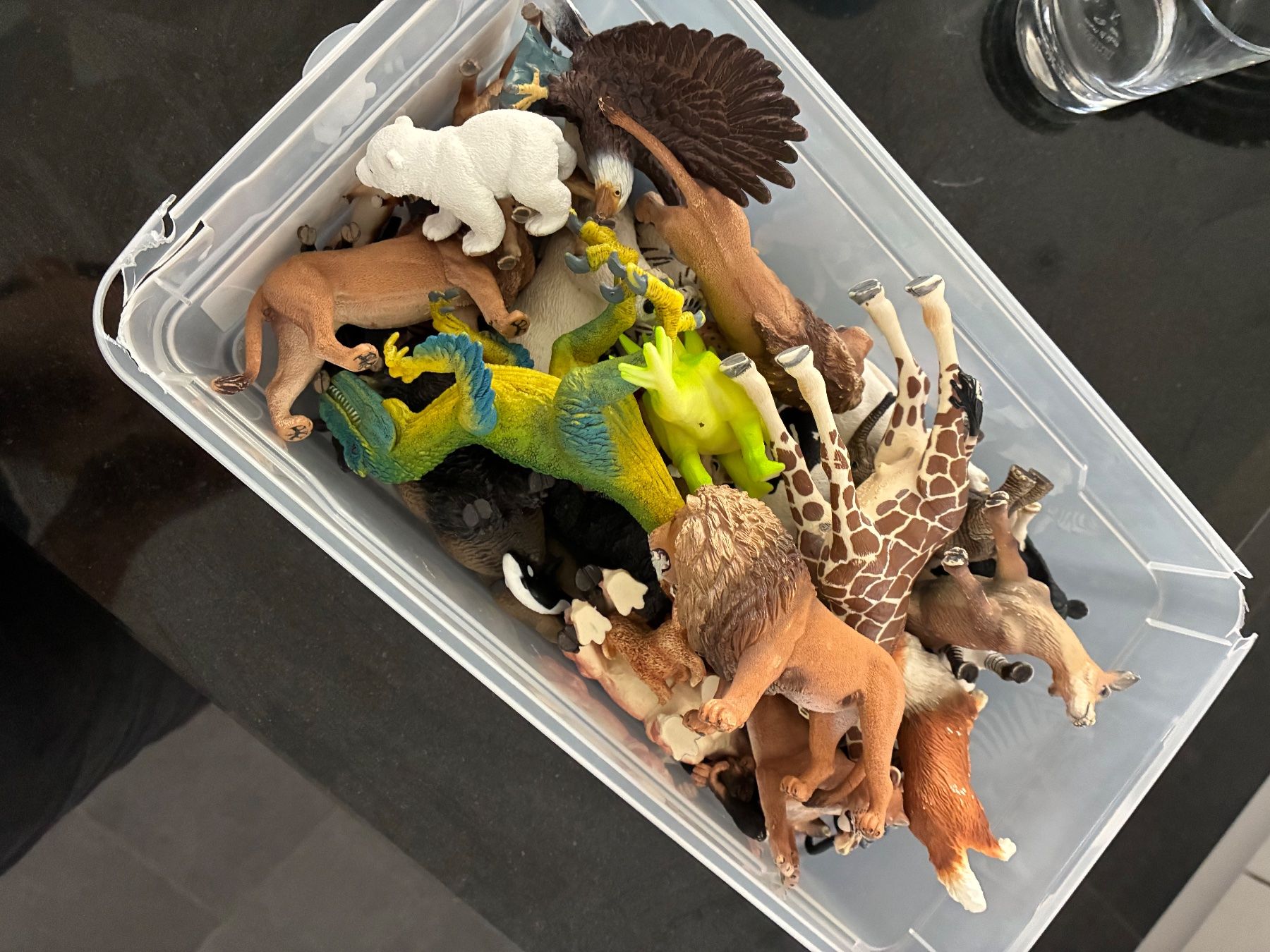 Schleich Giocattoli: Tierfiguren Sammlung, viele Schleichtiere – Usato da Obergösgen venduto da Diveda