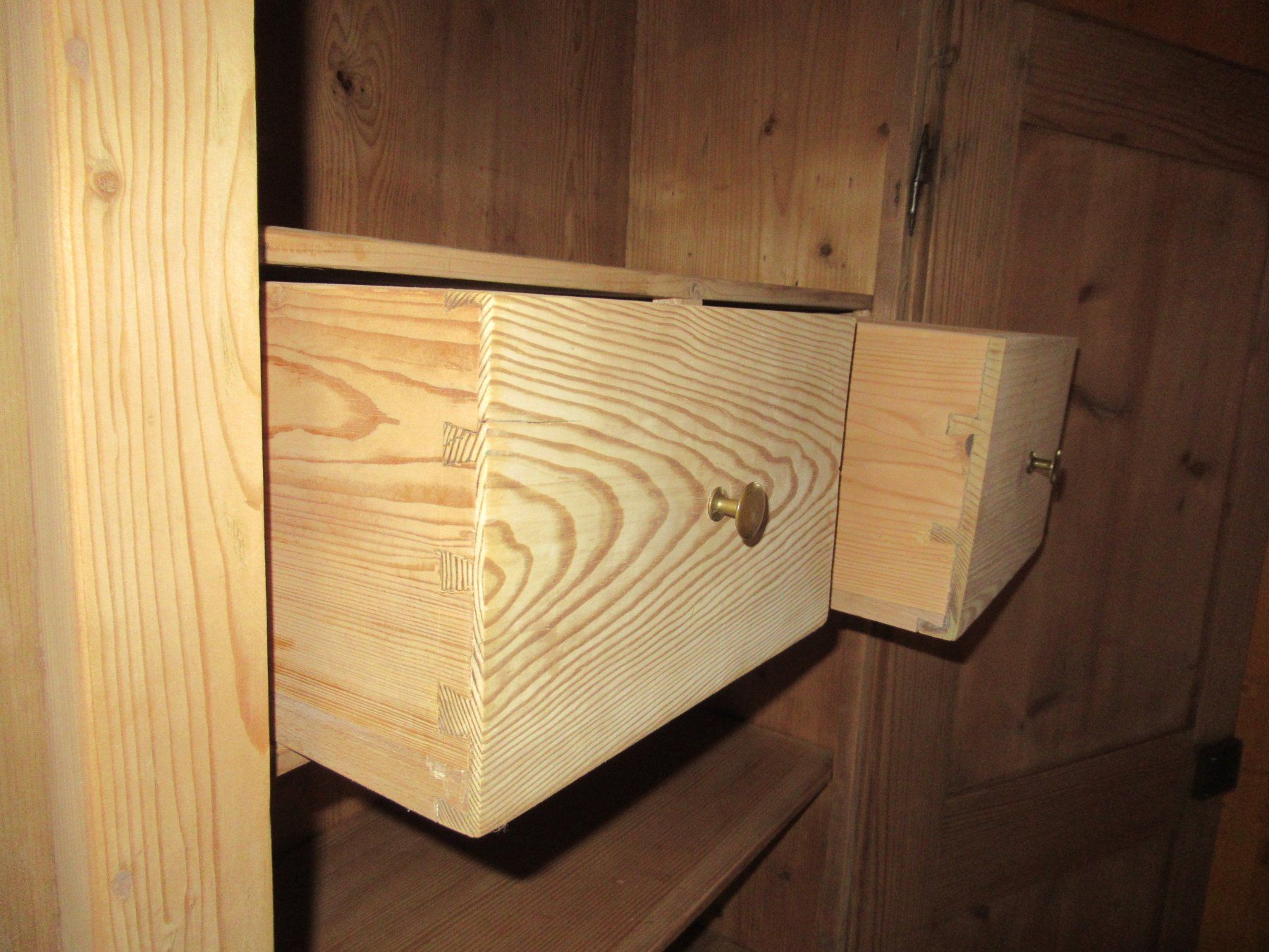 Armadi: Schrank (Tanne/184) – Usato da Berg SG venduto da Pizza58 2