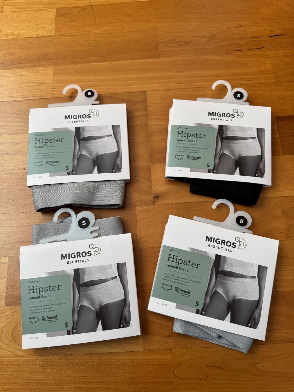 Migros Altra biancheria intima: 4 neue Hippster, Lyoncel in Grösse S, NP 60.- – Nuovo e nell'imballaggio originale da Schüpbach venduto da digase