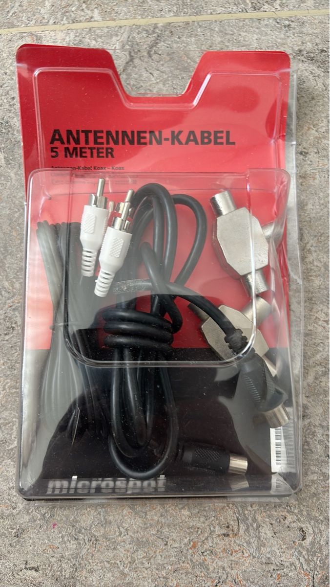 Microspot Câbles: Antennenkabel 5 Meter neuwertig – D'occasion à Küsnacht ZH par rus_g7dw