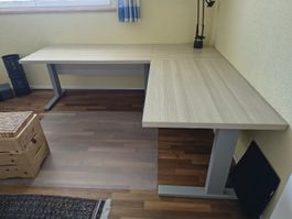 Eckschreibtisch Holzoptik Metallgestell fast wie Neu