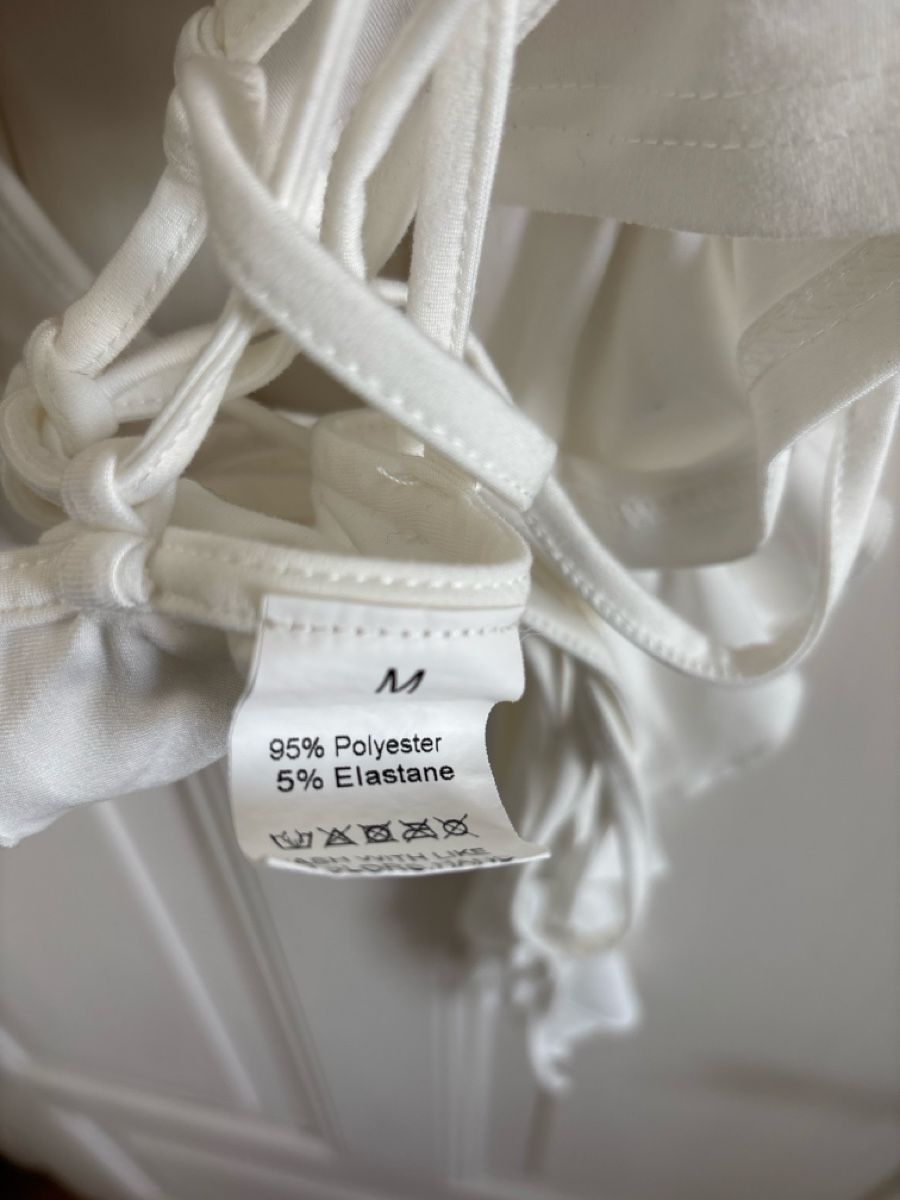 Shein Top: Shein White Ruffle Halterneck Top - Size M – Nuovo (secondo la descrizione) da Zollikon venduto da ely.p 3