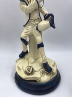 Figurine garçon parapluie céramique vintage