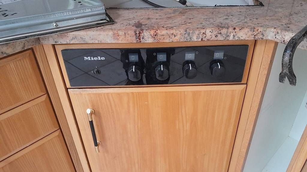 Herde: plaque vitrocéram miele – Gebraucht aus Pâquier-Montbarry von Jund 3