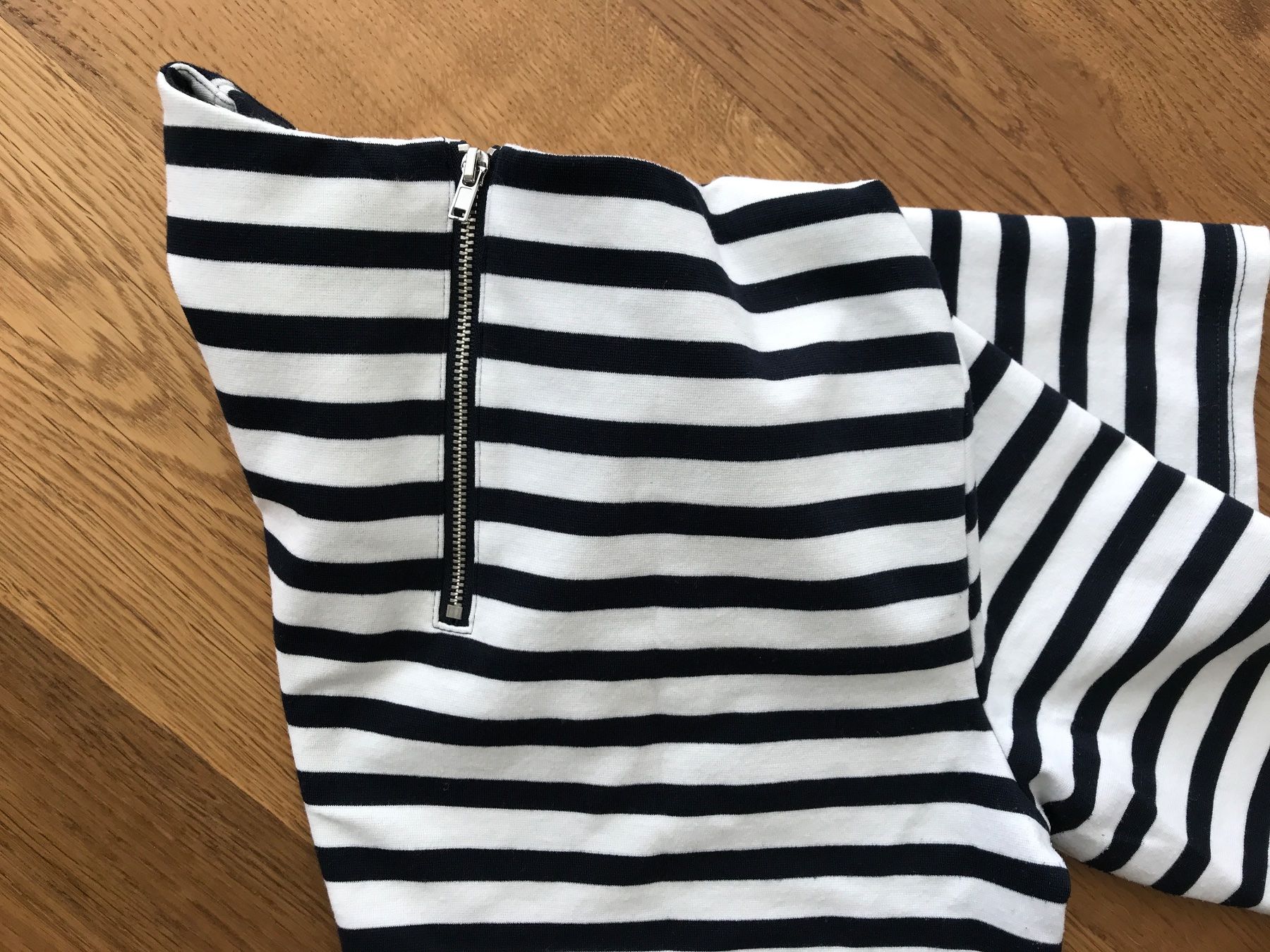 Kleider: Sommerliches Ringelkleid mit 3/4 Aermel, Grösse S – Gebraucht aus Wollerau von Oriole83 1