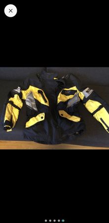 Motorradjacke Dame, Grösse M, Marke IXS, wie neu!