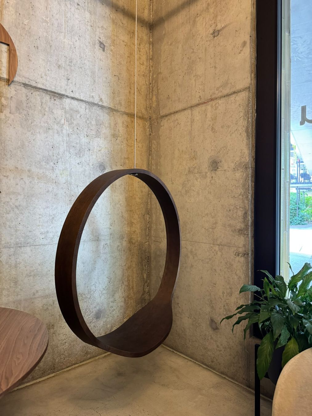 Gartenhängesitze: Iwona Kosicka Design Swing - Designer Hängesessel aus Eiche – Gebraucht aus Zürich von inf_y5hd