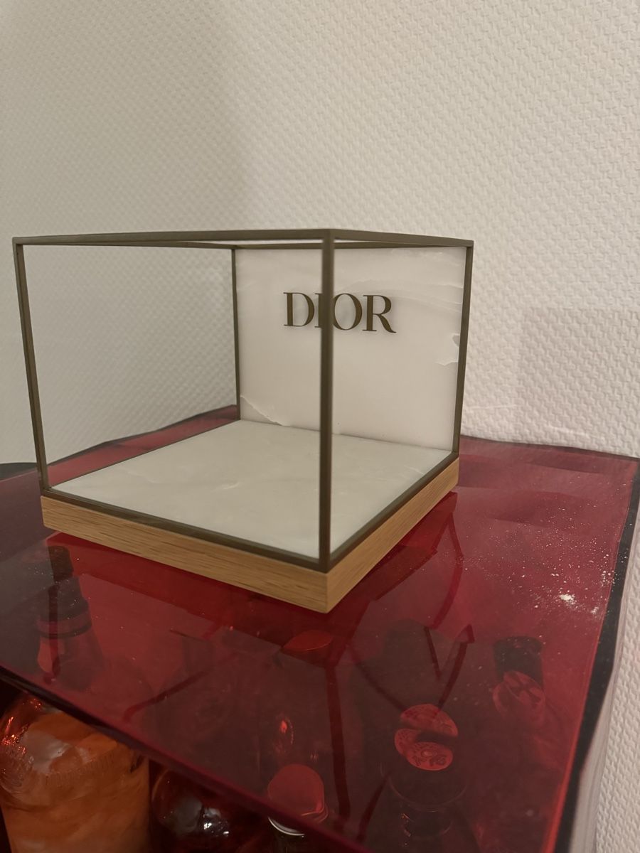 Portagioie: Présentoir Dior officiel – Nuovo e nell'imballaggio originale da Neuchatel venduto da mar_9blm 3