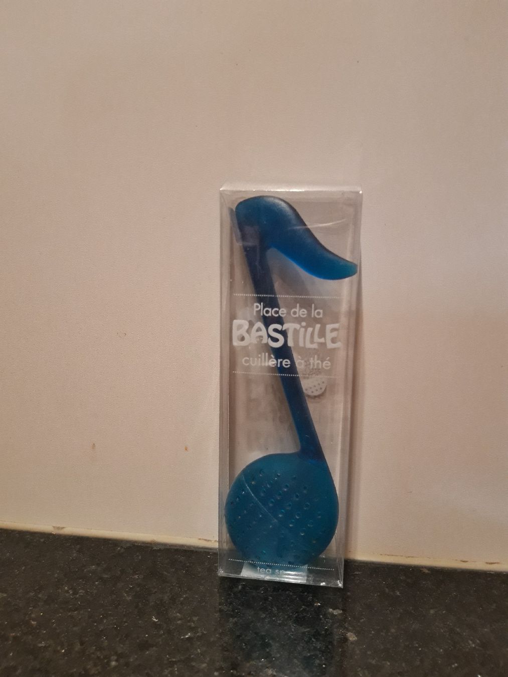 Appareils de cuisine: Teesieb in Notenform  – Neuf avec emballage d'origine à Basel par unk_t572