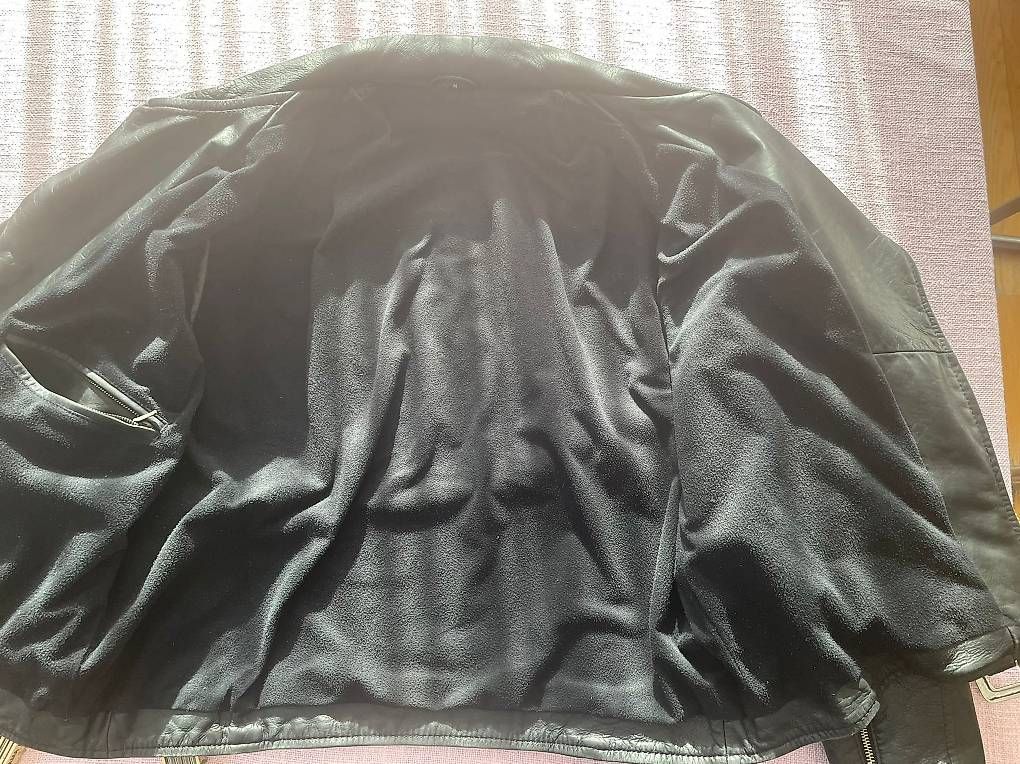 Giacche: Lederjacke für Männer Grösse M – Usato da Dübendorf venduto da 2hot4you 3