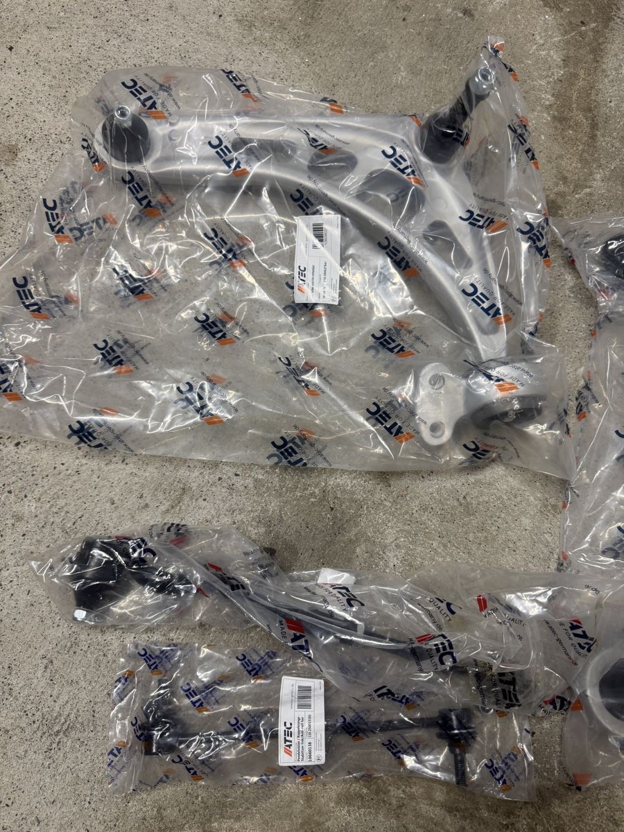 BMW Tutti pezzi di ricambio auto: BMW E46 Querlenker-Paket – Coupé / Cabrio – Nuovo e nell'imballaggio originale da Bottmingen venduto da S54B32 1