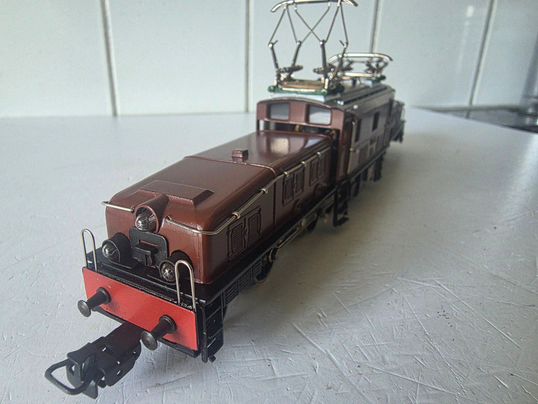 Märklin Modelleisenbahnen: E-Lok SBB Ce 6/8, "Krokodil", braun – Neu (gemäss Beschreibung) aus Seuzach von Loeckeli01