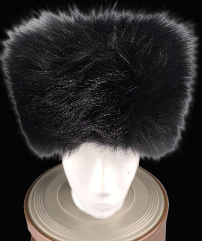 Chapeaux, bonnets & casquettes: Pelz - Mütze – D'occasion à Rüti ZH par Restwert_Rueti_ZH