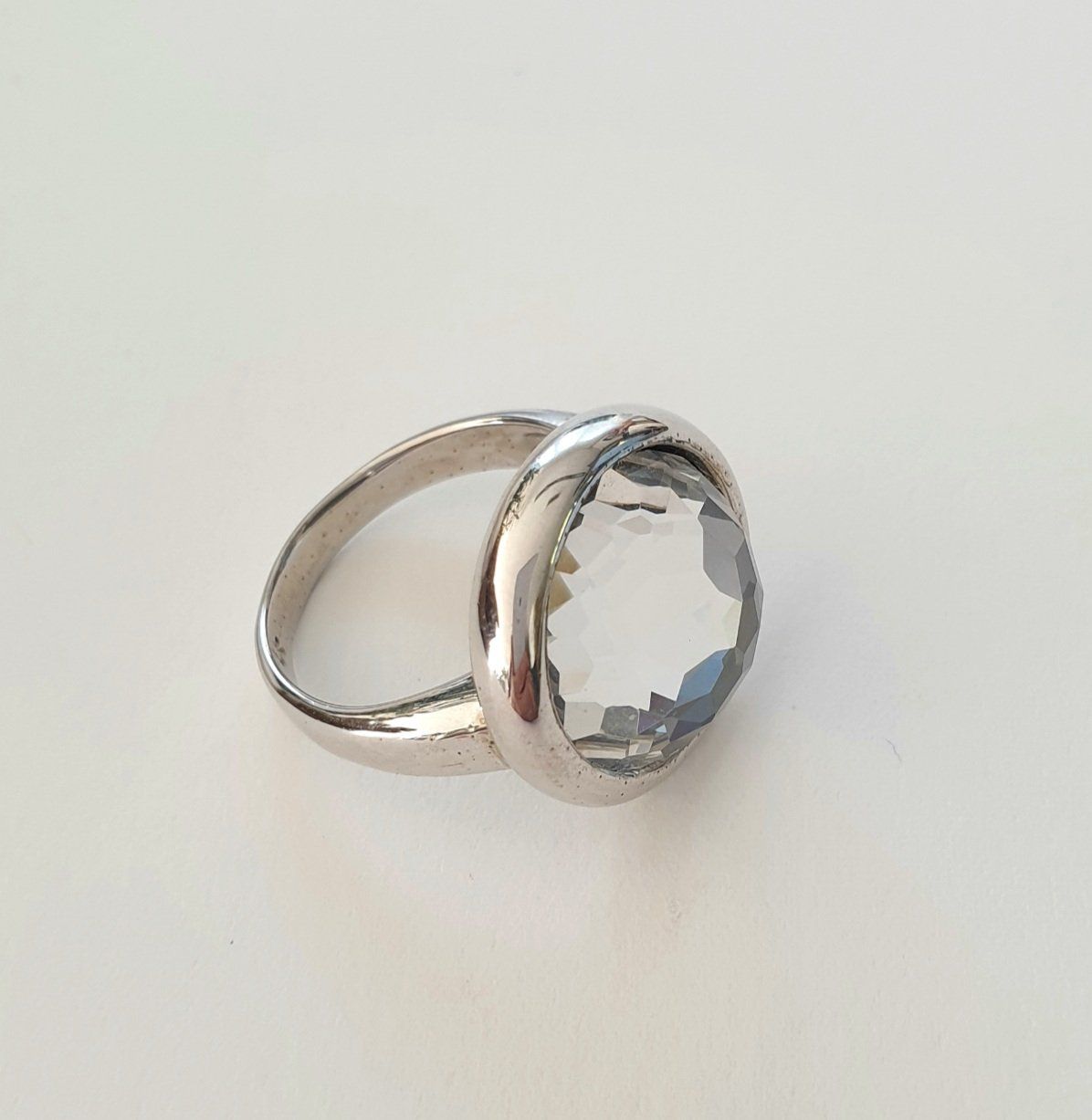 Anelli: Edler Silber Ring 925 mit facettierten Bergkristall – Nuovo e nell'imballaggio originale da Uetikon am See venduto da Coralreef 5