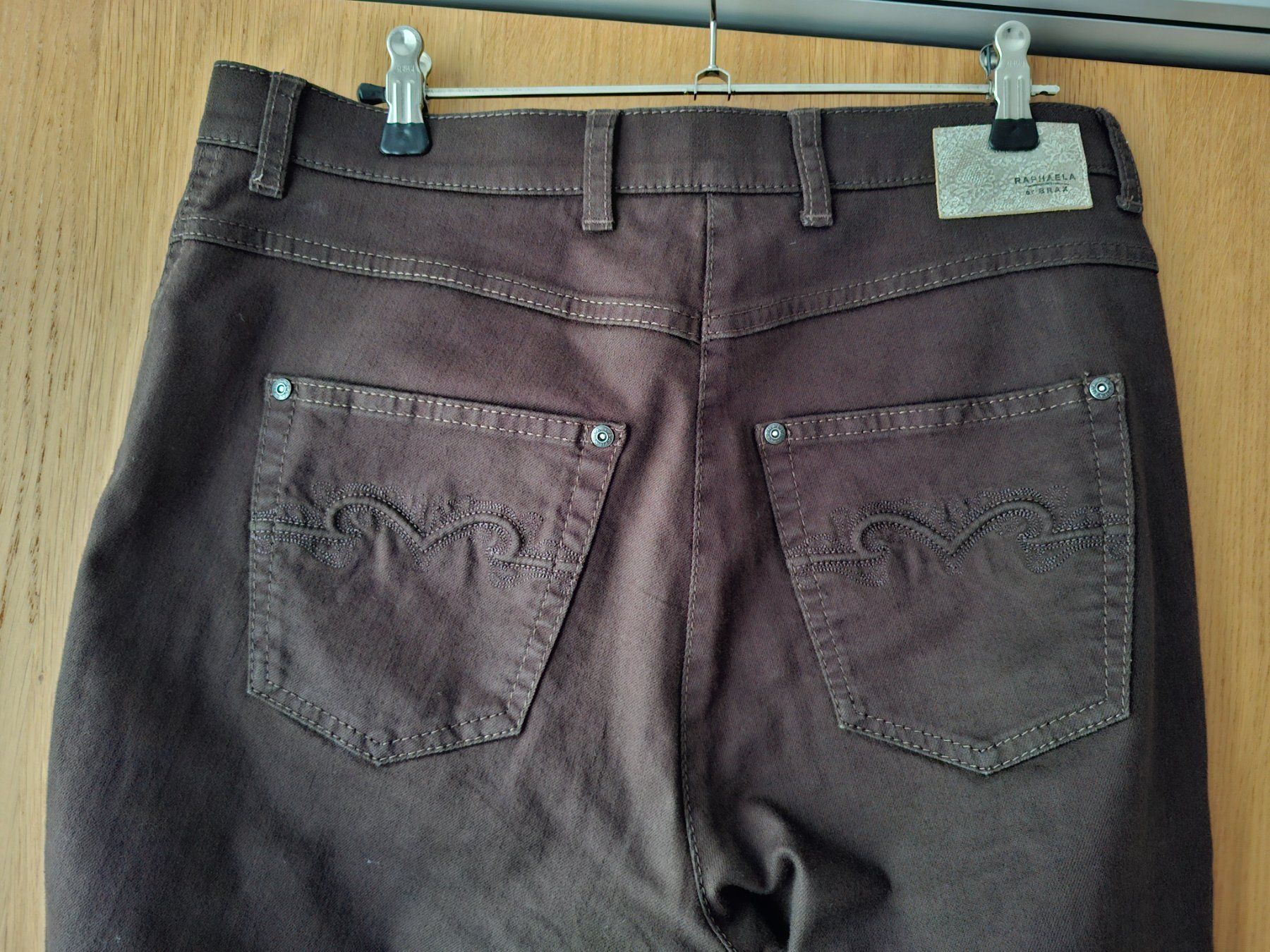 Jeans: Damen Hose 38 Braun Top – Usato da St.Gallen venduto da LaMiSa 4