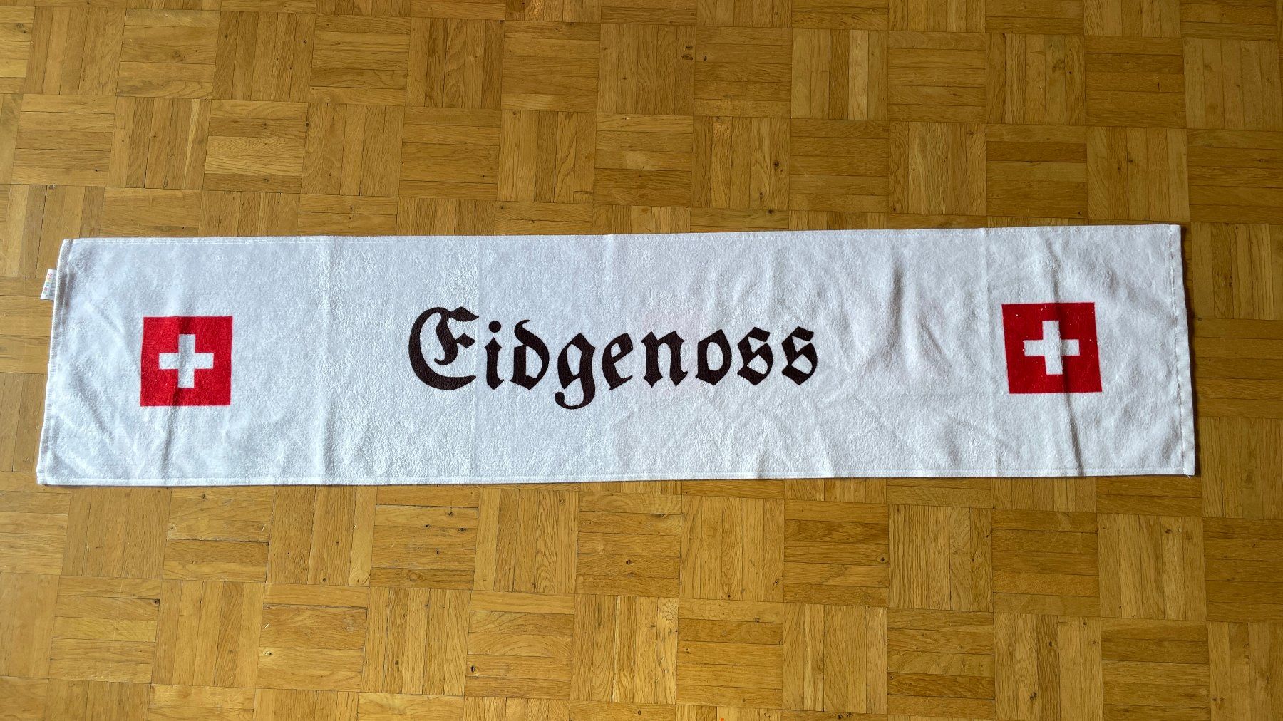 Teli da bagno: Badetuch Eidgenoss Schweiz Schweizerkreuz – Nuovo (secondo la descrizione) da Glattfelden venduto da cybermaxx