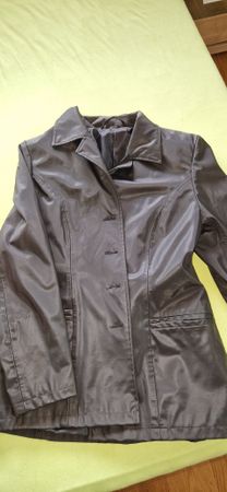 Schöne schwarze Jacke