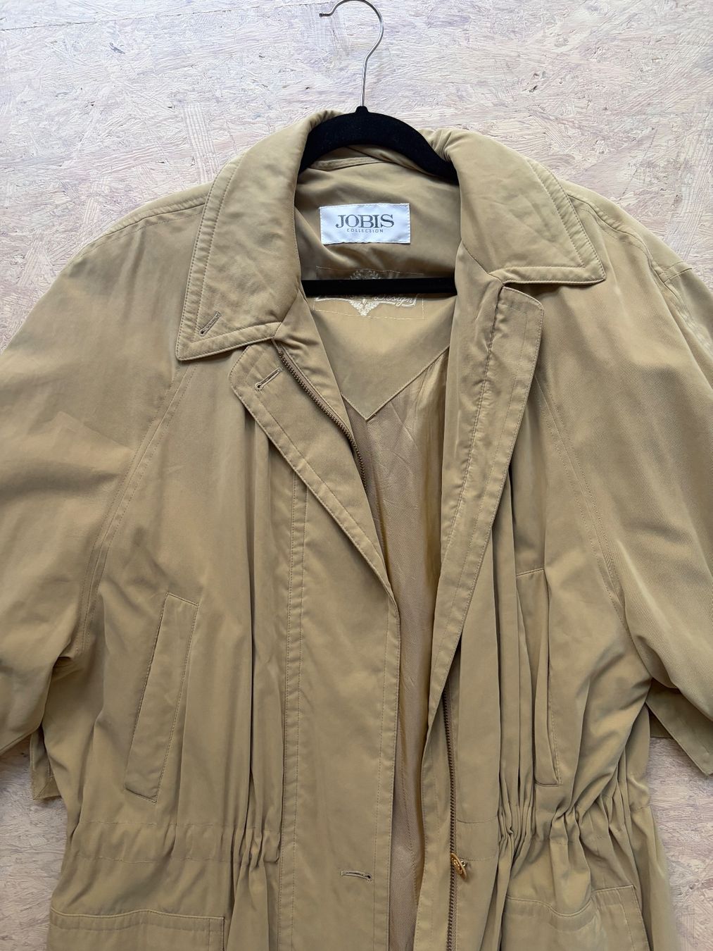Cappotti: Vintage JOBIS Trench Coat – Usato da Zürich venduto da alg_qd2y 3
