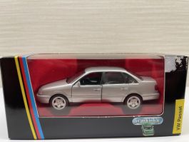 VW Passat Variant - Sammlerstück, Top Zustand, OVP! 1:43