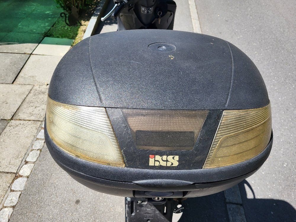 Honda Scooter: Honda SH  Schwarz mit Ausweis – Usato da Hochdorf venduto da Sniffo 4