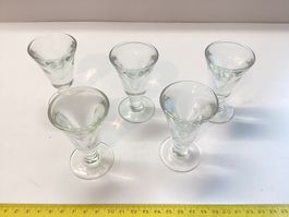 5 Antike Schnapsgläser