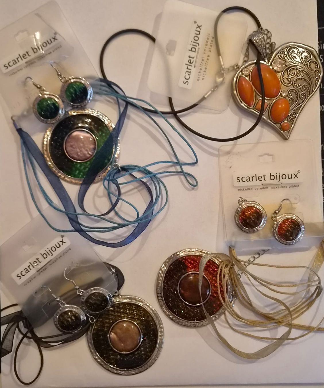 Sonstiger Schmuck: Div. Mode-Schmuck im Set – Gebraucht aus Egerkingen von Jeytisix