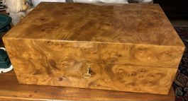 Edle Zigarrenkiste / Humidor